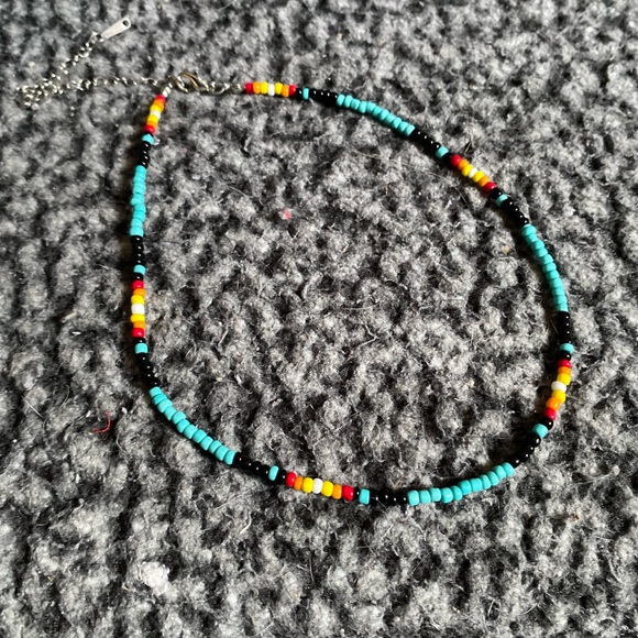 Beaded necklace bundle - Picture 5 of 5